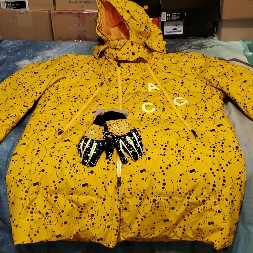 Nike LAB ACG DOWNFILL PARKA with GLOVES!!